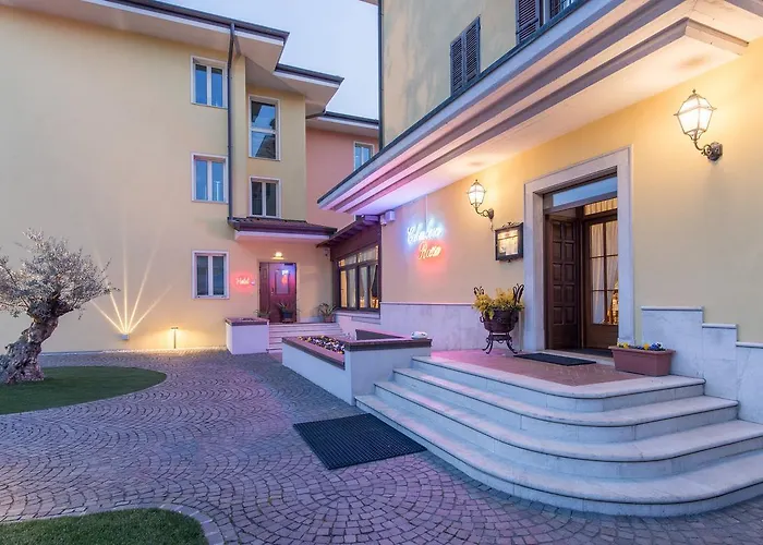 Hotel Panineria Colombera Rossa